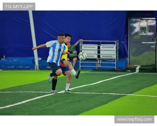 与足球明星同场竞技的精彩瞬间分享与感受